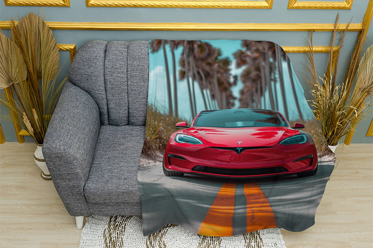 Червоний електромобіль Тесла Red electrocar Tesla