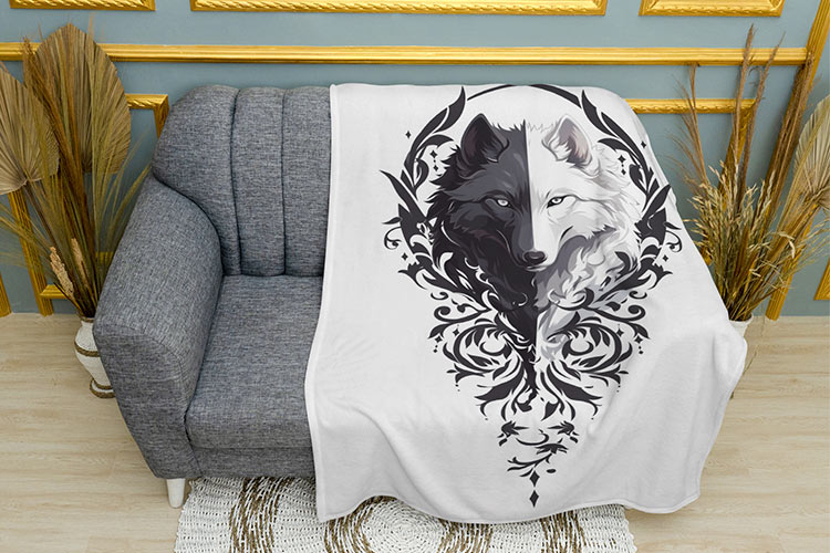 Чорний та білий вовк Black and white wolf