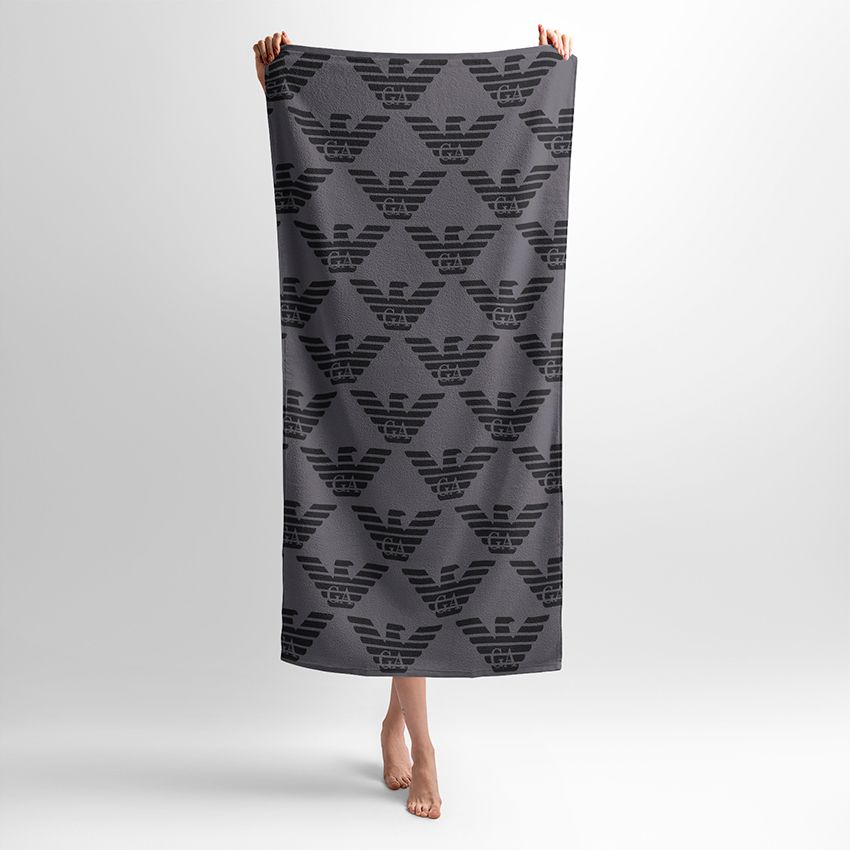 Джорджо Армані Модний бренд Giorgio Armani Trendy brand