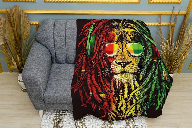 Лев у навушниках Раста стиль Lion in Headphones Rasta style