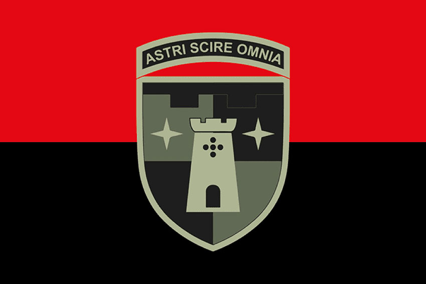 Прапор 411 окремого батальйону ударних БпАК «Яструби» (411 ОБ БпАК) ЗСУ червоно чорний