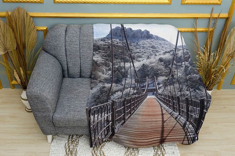 Снігова гора Великий міст Snow Mountain Big Bridge