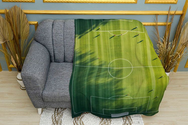 Велике футбольне поле A large football field