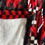 pled-chervono-chorna-vyshyvanka8.jpg