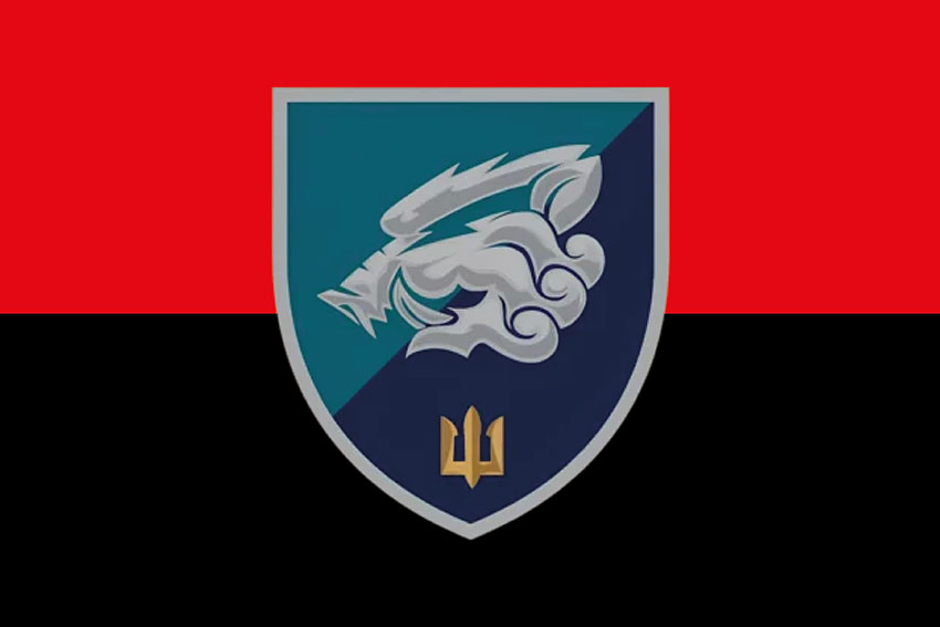 Прапор 18 окремого батальйона морської піхоти (18 ОБМП) ЗСУ червоно-чорний